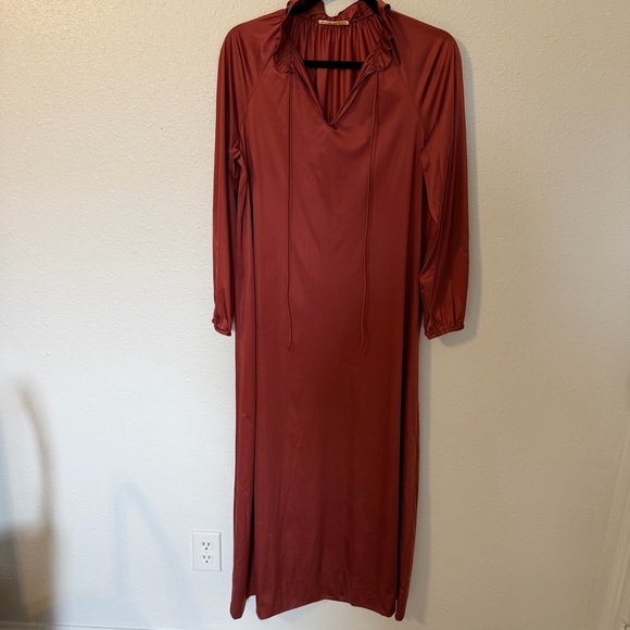 Vintage 70s Vassarette juniors Rust Nylon Size 11 Made USA nightgown